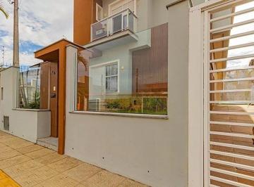 Casa · 106m² · 3 Quartos · 3 Vagas · Casa de 3 dormitórios e 3 vagas de garagem em Canoas.
