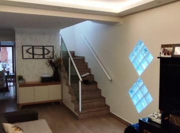 gl9njoe2owyyymnimwizzgvk_md · Sobrado à venda — 3 dorms, suíte, 145 m², churrasqueira e 2 vagas