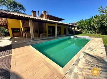 Imagem do Imóvel · Linda casa com 4 suítes, terreno de 1.025 m² muito próximo da praia !!!