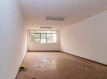 Comercial · 40m² · Sala comercial na Avenida da Liberdade, N. 113 - Sala 32 • 40 m²