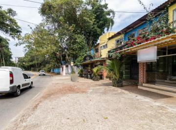 Comercial · 150m² · 3 Vagas · Loja na Estrada Turística do Jaraguá, 3379 • 150 m²