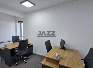 Comercial · 66m² · 1 Vaga · Venda: Sala Comercial de 66 m² no Edifício Saint James - Centro