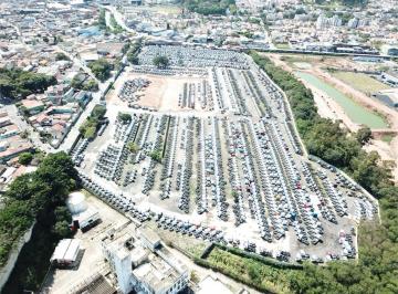 Comercial · 115000m² · 150 Vagas · Barracão à venda em Vila arapuã - SP