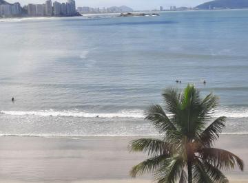 Apartamento de 3 quartos, Guarujá · Belíssimo apartamento frente mar, com 175m de puro bom gosto e vista cinematográfica.