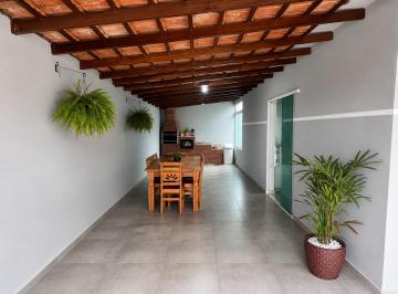 Casa de 3 quartos, São José dos Pinhais · Casa C/ Piscina Campo largo da roseira