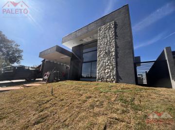 Casa · 170m² · 4 Quartos · 2 Vagas · Casa 4 suítes a venda no Condomínio Ninho Verde na cidade de Porangaba interior de SP