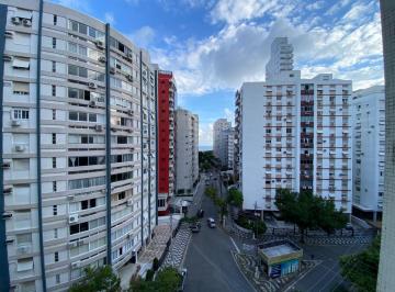 Apartamento de 3 quartos, Santos · A poucos passos do mar: seu refúgio no Gonzaga espera por você! Gonzaga, Santos