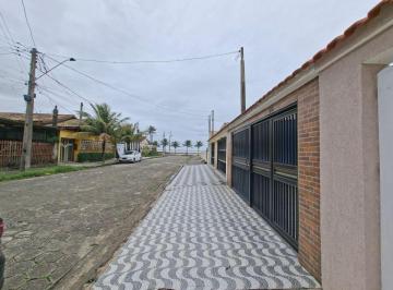 Casa de 1 quarto, Mongaguá · Casa Reformada a 60m da Praia com Área Gourmet e Ambientes Amplos