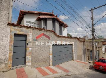 Casa · 230m² · 4 Quartos · 4 Vagas · Casa em Rua Vista Alegre - Paraíso - Belo Horizonte/MG