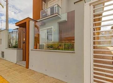 Casa · 105m² · 3 Quartos · 3 Vagas · Casa de 3 dormitórios e 3 vagas de garagem em Canoas.