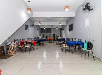 Comercial · 180m² · 1 Vaga · Sobreloja na Rua Bento Sabino dos Reis, N. 607 - Sobreloja • 180 m²