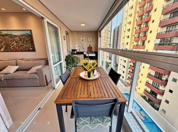 Varanda · Apartamento 2 Quartos a Venda em Santos - SP