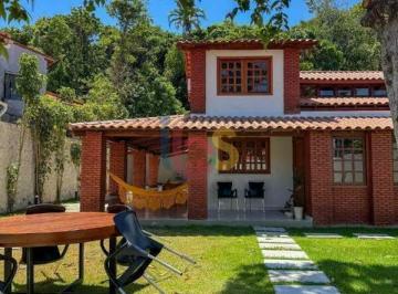 Casa · 200m² · 5 Quartos · 2 Vagas · Vendo Casa com 5 Suítes em Santa Cruz Cabralia
