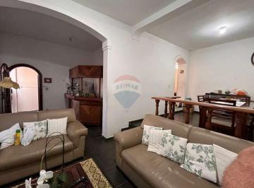Casa · 200m² · 4 Quartos · 3 Vagas · Sobrado à venda com 4 dormitórios, 500m² de terreno e 200m² de área construída no Parque Santana em