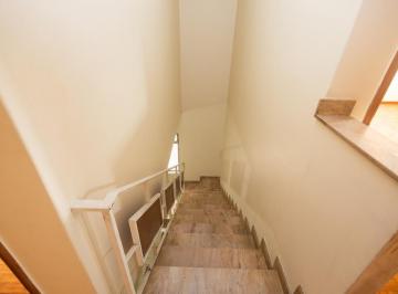 IMG_20260608_105054_000.jpeg · Sensacional casa para venda em Jardim da Glória com 6 quartos, sendo 2 suítes, 210m² - remaxares#OOI
