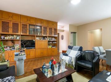 IMG_20260611_065058_000.jpeg · Elegante casa para venda em Jardim Jussara com 3 quartos, sendo 1 suíte, 414m² - remaxares#7MYKS