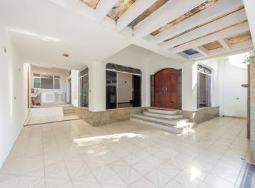 IMG_20260629_181417_000.jpeg · Espetacular casa para venda em Saúde com 4 quartos, sendo 2 suítes, 218m² - remaxares#DXMNE