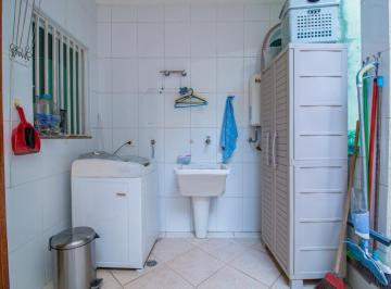IMG_20260611_065057_000.jpeg · Versátil sobrado para venda em Vila Nair com 3 quartos, sendo 3 suítes, 161m² - remaxares#4XH2W