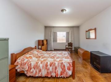 IMG_20260618_182508_000.jpeg · Versátil sobrado para venda em Vila Parque Jabaquara com 6 quartos, sendo 1 suíte, 293m² - remaxares