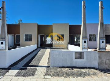 Casa · 48m² · 2 Quartos · 1 Vaga · Casa Geminada à venda no Balneário Tiarajú - Tramandaí/RS