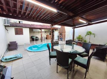 Casa · 240m² · 3 Quartos · 2 Vagas · Casa com Piscina à Venda em Indianópolis, Próxima ao Shopping Caruaru, com 3 Quartos e Área Gourmet