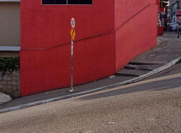 Casa de 3 quartos, São Paulo · Casa Térrea com Salão Comercial na Ponta do Terreno