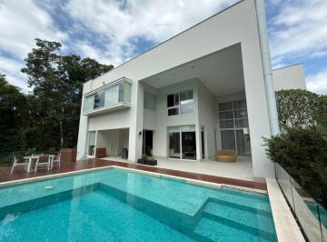 Foto 01 · Casa de Luxo à Venda em Joinville-SC, Bairro América: 4 Quartos, 4 Suítes, 3 Salas, 6 Banheiros, 4 V