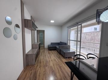 Apartamento de 1 quarto, Curitiba · 1 Quarto - É só trazer a roupa. O resto já está aqui.