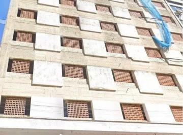 Apartamento · 12m² · 1 Vaga · Box para Venda - 12m², 0 dormitórios, 1 vaga - Centro