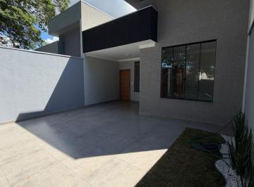 Casa de 3 quartos, Maringá · Casa no Jardim Requião