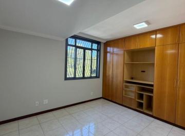 Apartamento de 3 quartos, Brasília · Desperte bem: Apto Reformado 3 Quartos Posição Nascente na SQS 215
