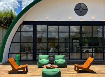 Rural · 210m² · 3 Quartos · 2 Vagas · Chácara estilo hangar mobiliada com vista para a represa em Piracaia