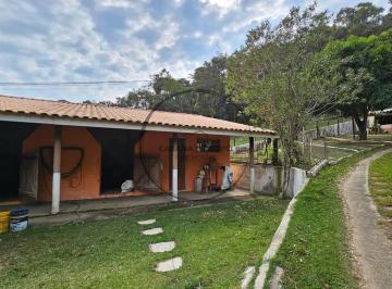 Rural · 1m² · 2 Quartos · Sítio com 2 lagos e baias a 6 km do centro – Piracaia/SP