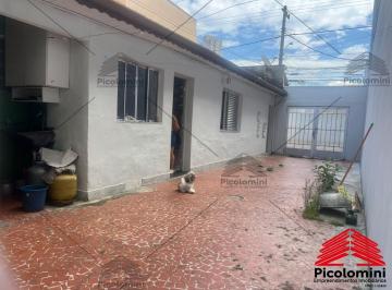 Foto 05 · Casa térrea com 200 metros de terreno (8,00 X 25,00) próximo á Avenida Salim Maluf