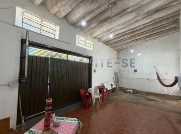 Foto 01 · Magnífica Casa à Venda em Franca-SP, Jardim Pinheiro: 3 quartos, 1 sala, 2 banheiros, 3 vagas de gar