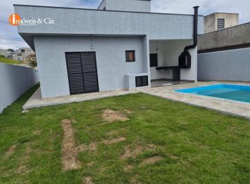 7bb7fe0781cfb0244edf874b96eefe444857f30c · Casa em condomínio em Atibaia: com piscina R$ 1.070.000,00