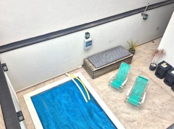 Casa de 3 quartos, Jundiaí · Casa com 3 quartos e suíte à venda em condomínio com piscina em Jundiaí