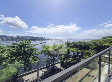 Casa · 458m² · 3 Quartos · 2 Vagas · Casa Tríplex com Vista Deslumbrante da Baía de Guanabara!