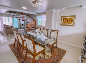 Apartamento · 272m² · 3 Quartos · 2 Vagas · Cobertura no Edifício Hermosa - Centro, Balneário Camboriú