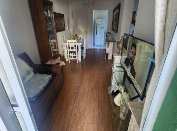 Apartamento de 2 quartos, Petrópolis · Apartamento com 2 quartos, 60 m² à venda em Nogueira