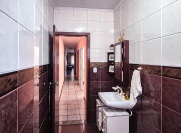 5e7e27de-9166-4c94-9a6a-956d352f135a · Atraente casa para venda em Parque Novo Mundo com 5 quartos, sendo 2 suítes, 275m²