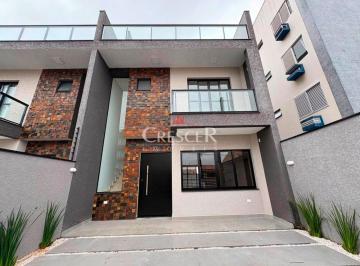 Casa de 3 quartos, Matinhos · Sobrado triplex à venda no Balneário Monções.