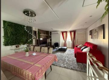 img0 · Casa à venda com 148m², 4 quartos e 4 vagas em Jardim Monte Kemel!