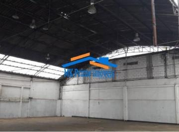 Comercial · 558m² · Galpão Comercial/Industrial 558 m² á Venda para Locação no Rochdale Osasco