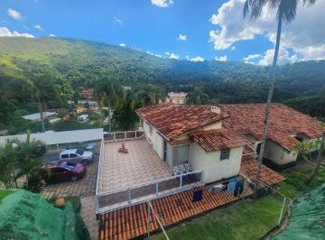 Comercial , Petrópolis · Comercial à Venda com 8000 m² em Nogueira