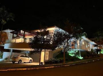 Casa · 270m² · 4 Quartos · 3 Vagas · Casa de luxo em Valinhos no Condomínio Morada das Nascentes – 4 suítes, hidromassagem e localização 