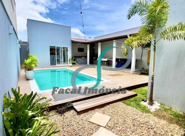 Casa · 180m² · 3 Quartos · 2 Vagas · Venha se encantar! Casa térrea com piscina, 3 dormitório em Jardim Alvorada