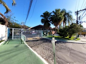 Casa de 3 quartos, São Gonçalo · Casa 3 quartos a venda em condomínio fechado.