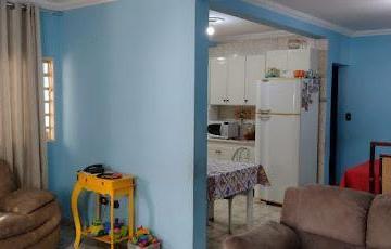 cc35a078d94610170214cf6782981a0202d384e7 · Casa com 10 cômodos com mais dois prédios independentes (fonte de renda) à venda, 311 m² por R$ 400.