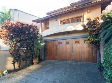 Casa · 316m² · 4 Quartos · 2 Vagas · Casa no Chácara das Pedras com piscina e 316m2